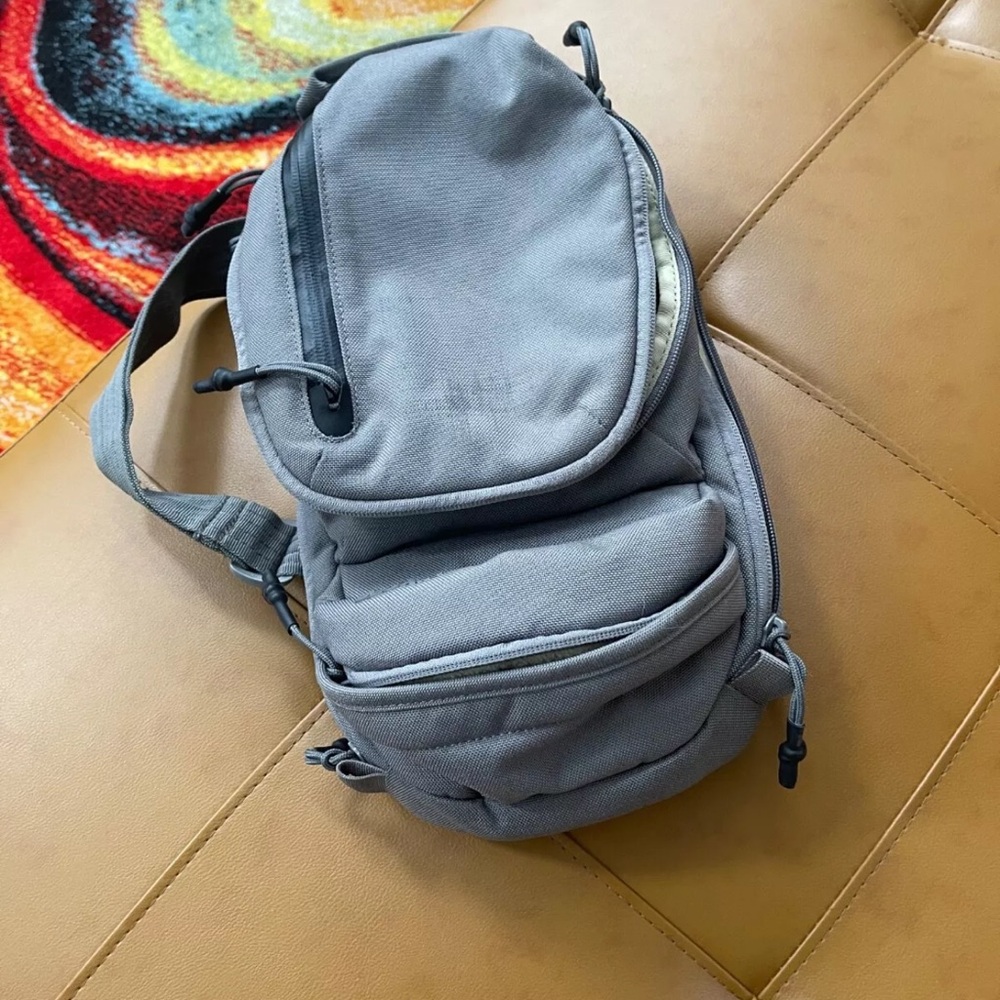Viktos Upscale 2 CCW Sling Bag